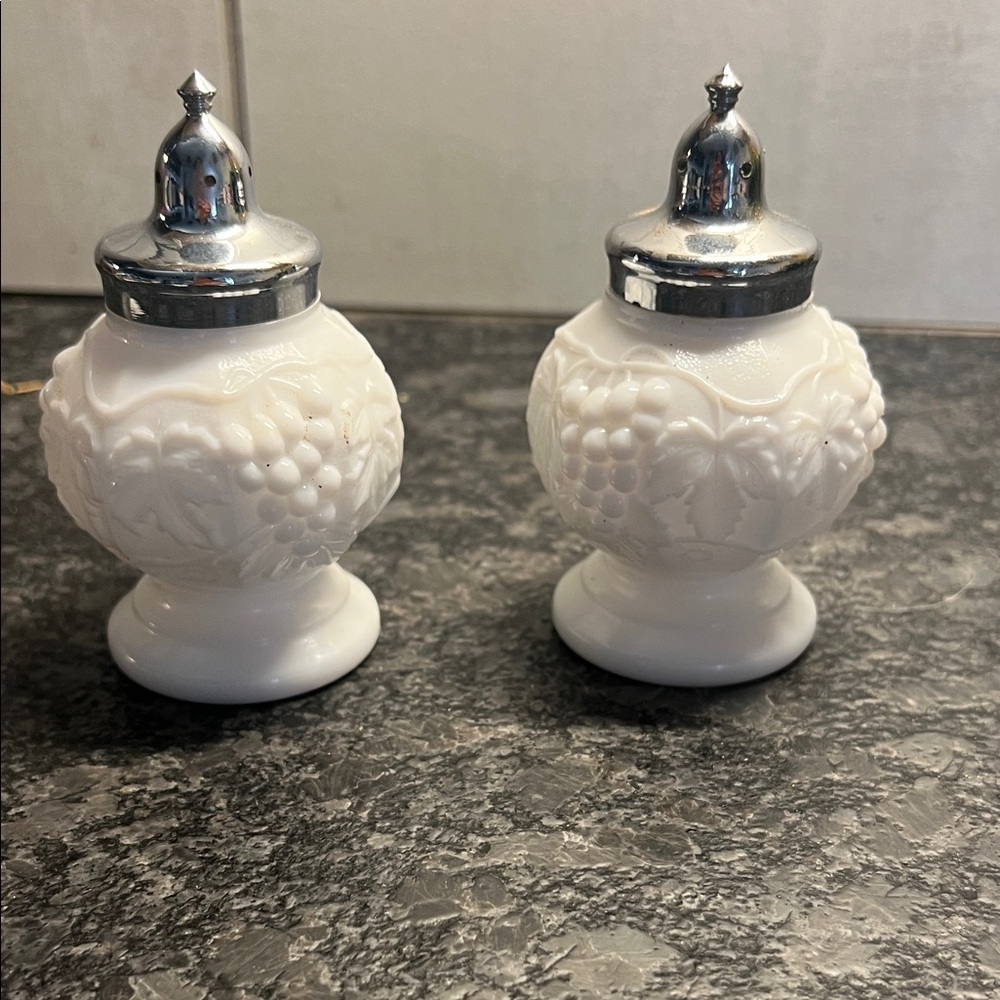 Imperial Glass Vintage Grapevine Milk Glass  White Salt and Pepper Shakers